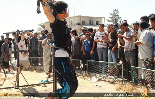 Iraq: Hình ảnh kinh hoàng về tội ác của khủng bố ISIS - 1