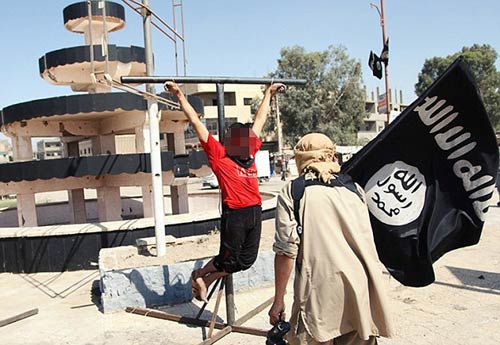 Iraq: Hình ảnh kinh hoàng về tội ác của khủng bố ISIS - 4