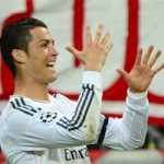 Bóng đá - Ronaldo bác tin chỉ lo chải chuốt như người mẫu