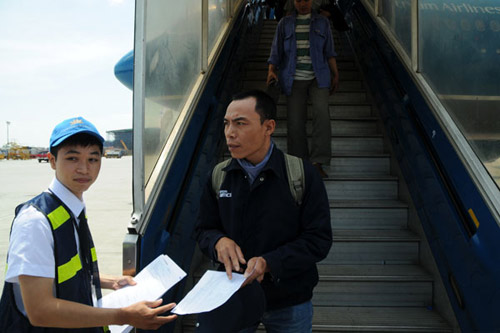 184 lao động Việt Nam ở Libya trở về từ "cõi chết" - 1