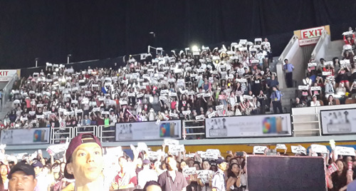 2NE1 khiến fan Việt bấn loạn - 12