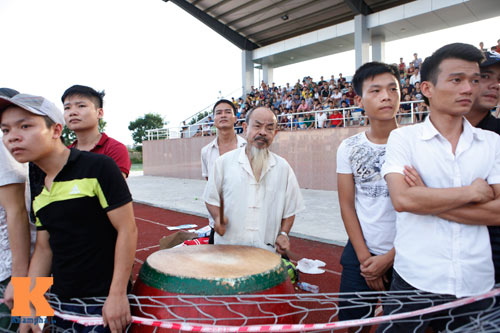 Xem "bóng đá phủi" đã hơn xem V-League - 1