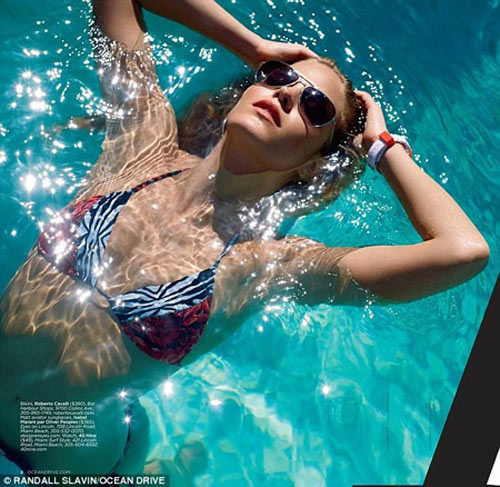 Những bóng hồng từng "kề môi áp má" Leonardo - 3