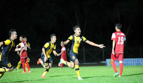 U19 VN - U21 Malaysia: Gáo nước lạnh - 1