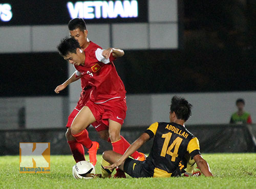 Ảnh U19 VN: Thầy Giôm bất lực, Công Phượng thẫn thờ - 3