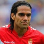 Bóng đá - Mua Falcao là “chơi dao”!