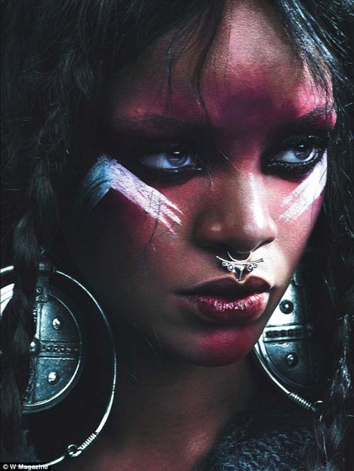 Rihanna cuốn hút với vẻ đẹp hoang dại - 5