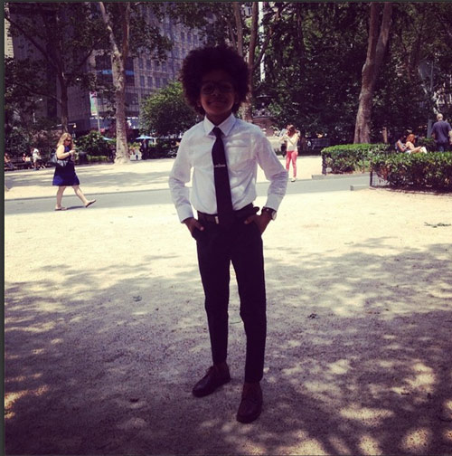 Vị giám đốc 10 tuổi gây "sốt" vì mặc đẹp - 12