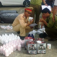 Pháp luật - Bắt xe khách chở hơn 11.000 viên thuốc kích dục nam