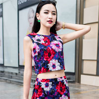 Thời trang công sở - Mang hoa xuống phố đón thu