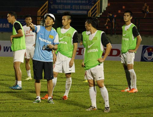 BXH FIFA tháng 8: Việt Nam tụt 10 bậc vẫn số 2 ĐNÁ - 1