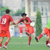 Bóng đá - BXH FIFA tháng 8: Việt Nam tụt 10 bậc vẫn số 2 ĐNÁ