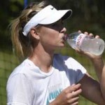 Thể thao - Sharapova 10 năm liền giàu nhất làng thể thao nữ