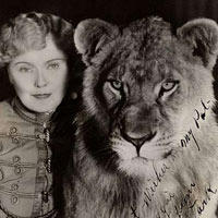 Phi thường - kỳ quặc - Những phụ nữ thách thức "thần chết"