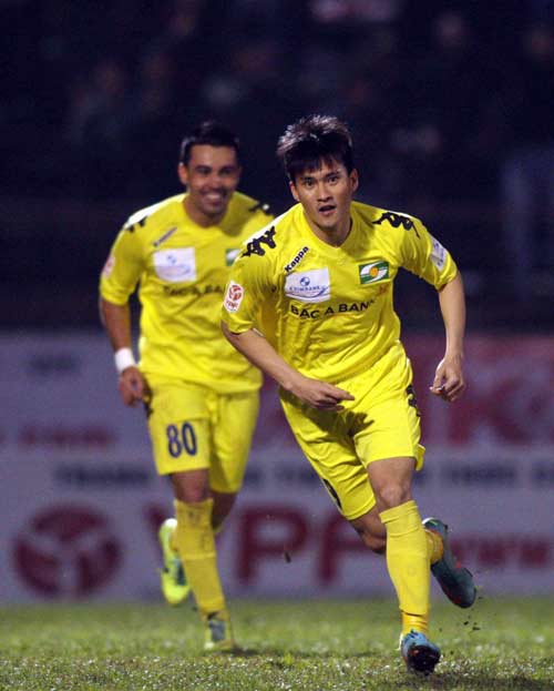 Những kỷ lục tại V-League 2014 - 1