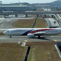 Tin tức trong ngày - Để máy bay suýt va chạm: 2 phi công VNA bị thu giấy phép