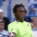 Thể thao - Federer đánh hiểm, Monfils cứu bóng tung cả vợt