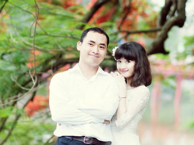 Niềm hạnh phúc, tươi vui hiện lên ánh mắt của cặp vợ chồng trẻ
