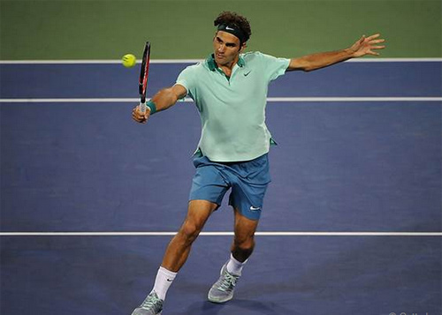 Federer trình diễn tuyệt tác running forehand - 1