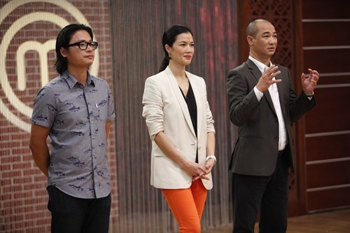 Vợ giành quyền ưu tiên cứu chồng "thoát hiểm" ở MasterChef - 2