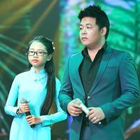 Ca nhạc - MTV - Phương Mỹ Chi thướt tha áo dài bên Quang Lê