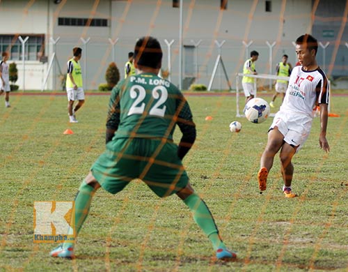 U19 Việt Nam: Chỉnh thước ngắm, nắn hàng thủ - 10