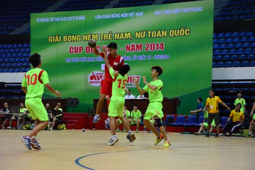 Hà Nội “bội thu” ở giải bóng ném trẻ toàn quốc - 1
