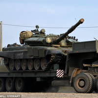 Báo Anh công bố bằng chứng Nga đưa xe tăng vào Ukraine?