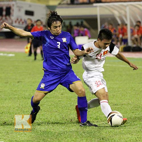 Video: U19 Thái "chơi kung-fu" với U19 Việt Nam - 5