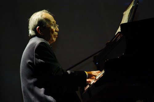 "Nghe trực tiếp Richard Clayderman không hay bằng nghe đĩa" - 2