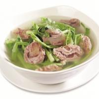 Ẩm thực - Ngon ngọt canh cải xanh nấu bắp bò