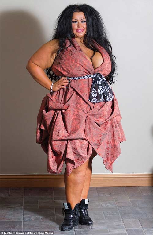 Chi 4 tỉ làm đẹp nhưng vẫn xấu như người tiền sử - 2