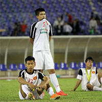 Bóng đá - Thầy Giôm: Một số cầu thủ U19 VN chơi không tốt