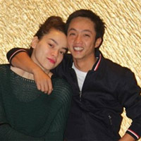 Người mẫu - Hoa hậu - Kỷ niệm ngày yêu, Cường đô la chơi piano tặng vợ