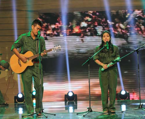 "Diva nhạc đỏ" Anh Thơ lần đầu song ca với nghệ sỹ U80 - 2
