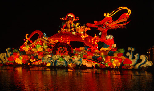 Những chiếc đèn lồng trung thu có hình dáng độc đáo - 4