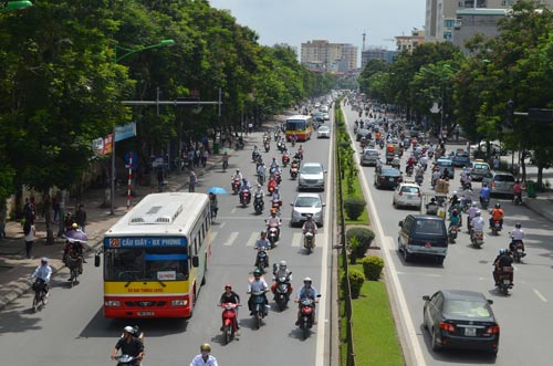 Sau nghỉ lễ 2/9, HN cấm ô tô tuyến Xuân Thủy-Cầu Giấy - 2