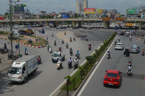 Sau nghỉ lễ 2/9, HN cấm ô tô tuyến Xuân Thủy-Cầu Giấy - 3