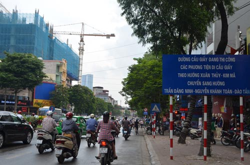 Sau nghỉ lễ 2/9, HN cấm ô tô tuyến Xuân Thủy-Cầu Giấy - 7