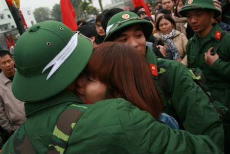 "Chỉ nên tuyển công chức đã đi nghĩa vụ quân sự" - 2