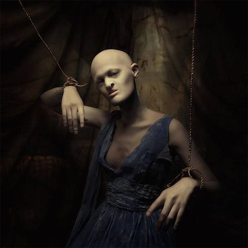 Người mẫu kỳ dị khiến triệu trái tim phải thổn thức - 9