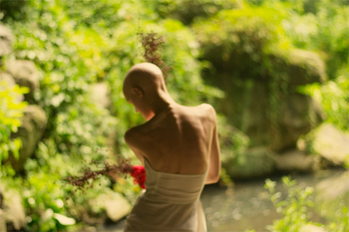 Người mẫu kỳ dị khiến triệu trái tim phải thổn thức - 7