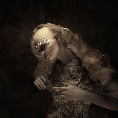 Người mẫu kỳ dị khiến triệu trái tim phải thổn thức - 13