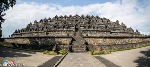 Đền thờ Phật giáo lớn nhất thế giới tại Indonesia - 1
