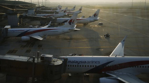 Malaysia Airlines cắt giảm 6000 nhân viên sau 2 thảm họa - 1