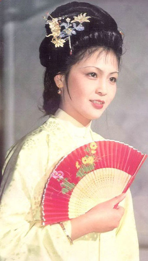 18 bóng hồng "gây thương nhớ" trong Hồng Lâu Mộng - 15