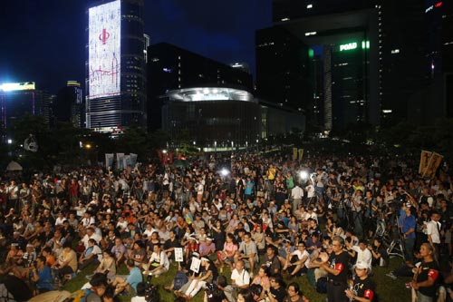Dân Hong Kong đòi "làm loạn" chống cuộc bầu cử của TQ - 1