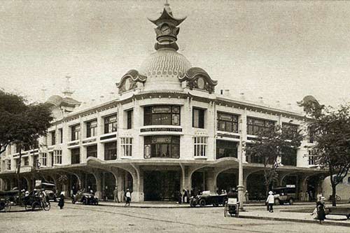 Ảnh “độc” về tòa nhà 130 năm tuổi ở Sài Gòn - 1