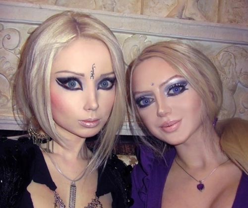 Cô gái vận động đại gia đình "biến thành" búp bê - 8