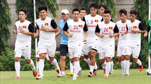 HLV Miura loại 7 cầu thủ khỏi đội Olympic Việt Nam - 1